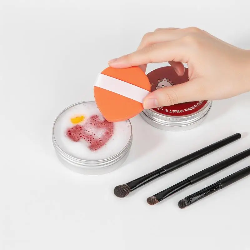 Natural Makeup Brush Cleaner Soap Multi Functional Washing Outdoor Portable Cosmetics Travel Beauty Cleaner Tools Reusable